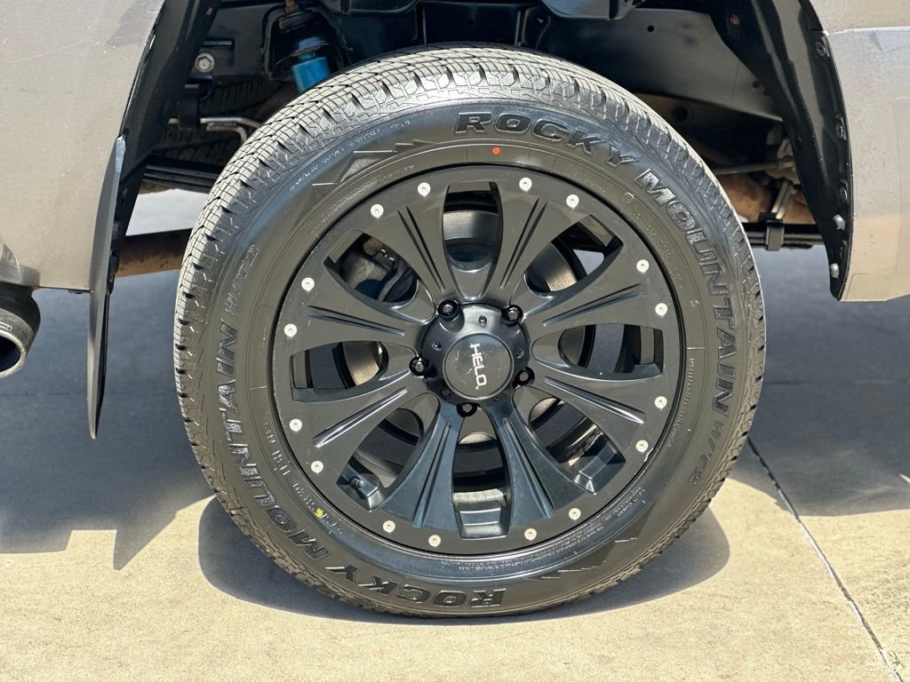 Used 2017 Toyota Tundra Limited image 33