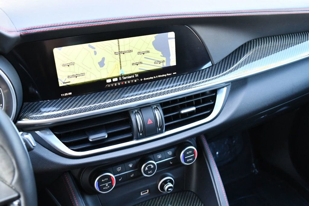 Used 2018 Alfa Romeo Stelvio Quadrifoglio w/ Driver Assist Dynamic Package image 14