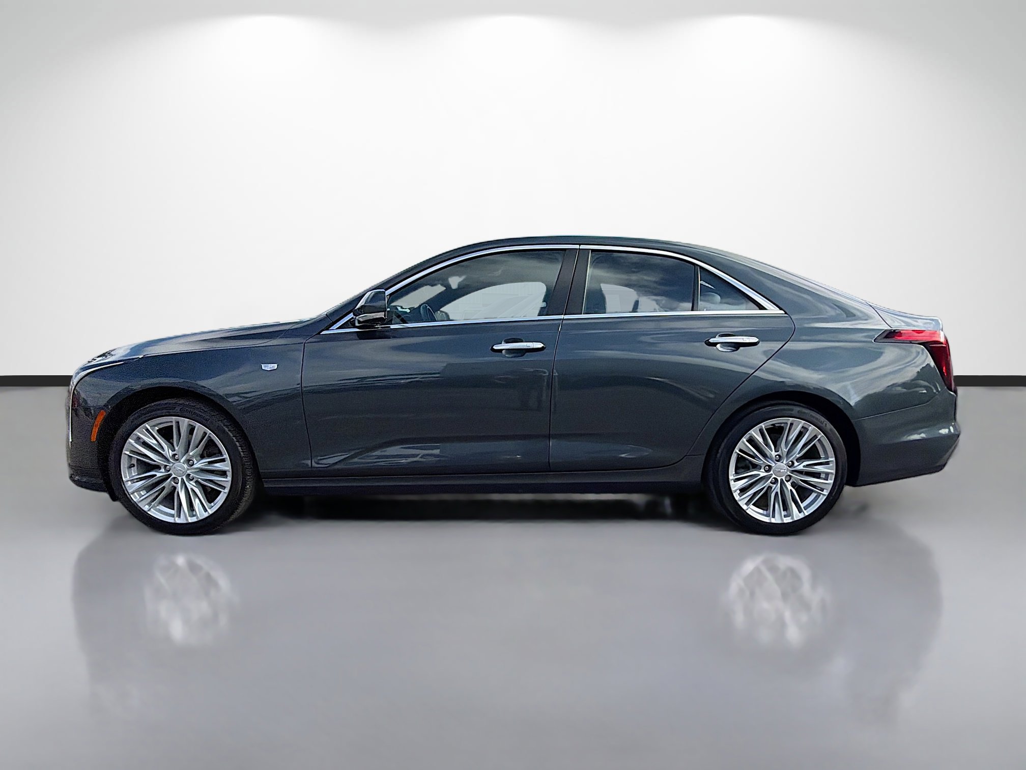 Used 2022 Cadillac CT4 Premium Luxury w/ Technology Package image 6