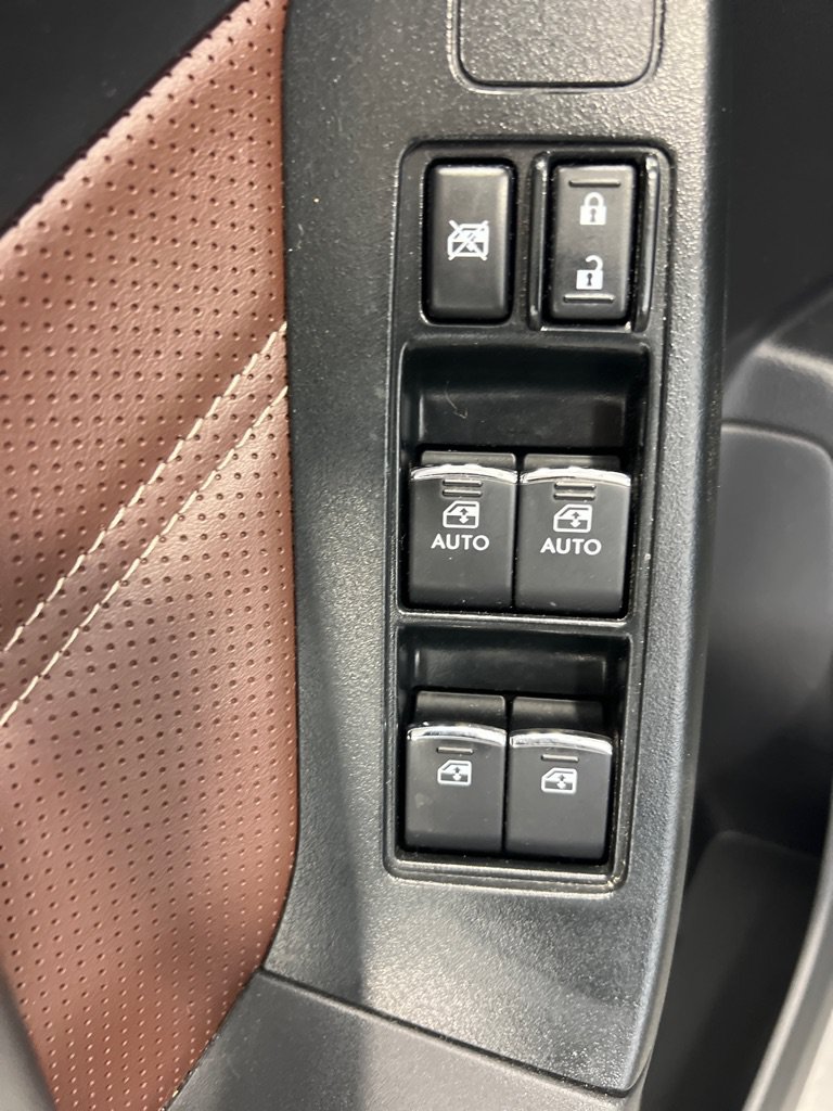 Used 2018 Subaru Forester 2.5i Touring AWD/4WD image 26