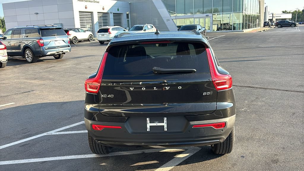 New 2026 Volvo XC40 B5 Ultra w/ Protection Package Premier AWD/4WD image 31