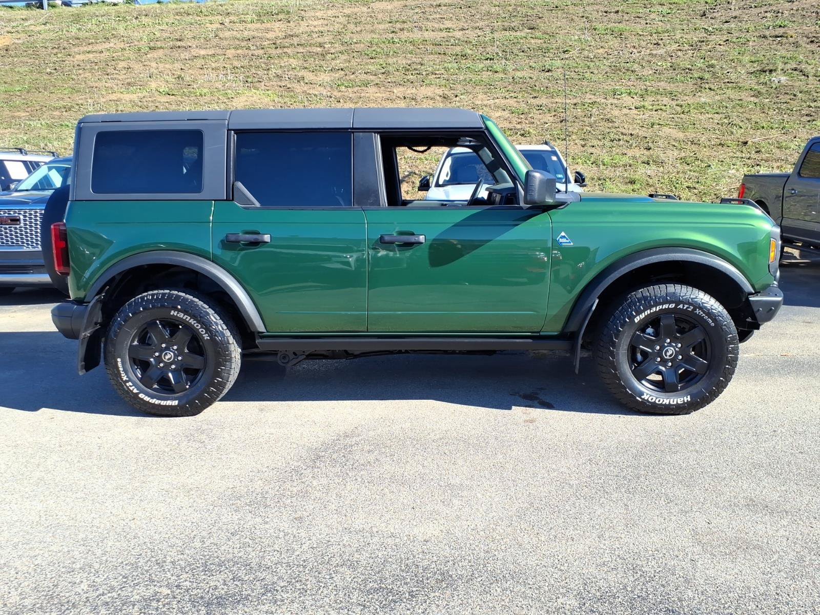 Used 2022 Ford Bronco Black Diamond AWD/4WD image 6
