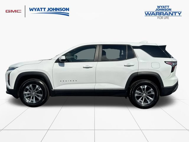 Used 2026 Chevrolet Equinox LT AWD/4WD image 2