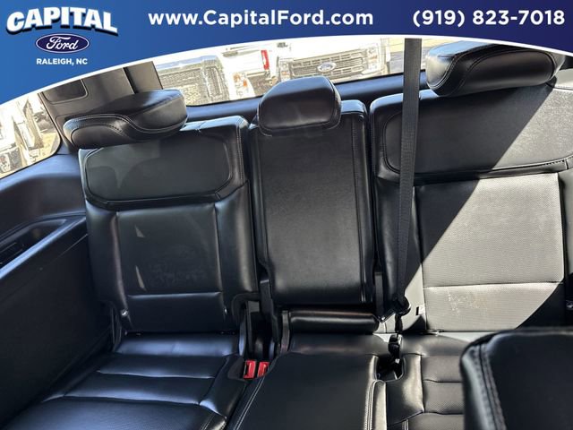 Certified 2025 Ford Expedition Platinum w/ Stealth Appearance Package image 19