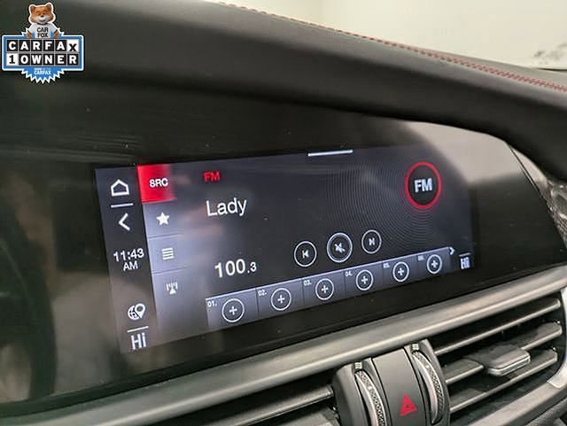 Used 2023 Alfa Romeo Giulia Estrema AWD/4WD image 16