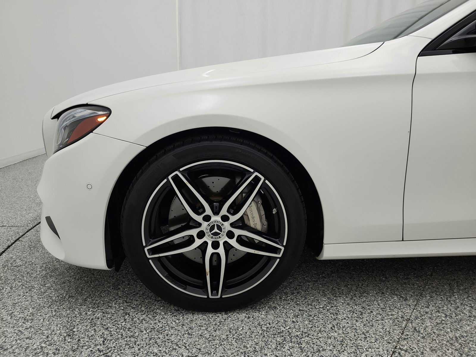 Used 2019 Mercedes-Benz E 300 image 17