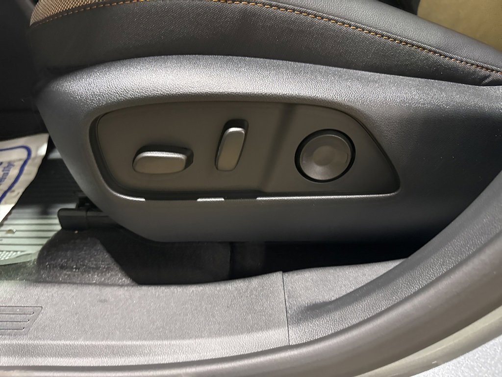 New 2026 Chevrolet Equinox ACTIV w/ Convenience Package III image 20