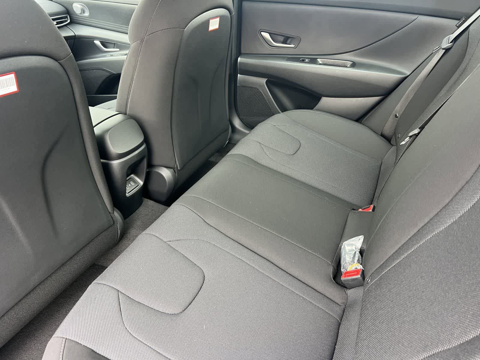 New 2026 Hyundai Elantra SE image 5