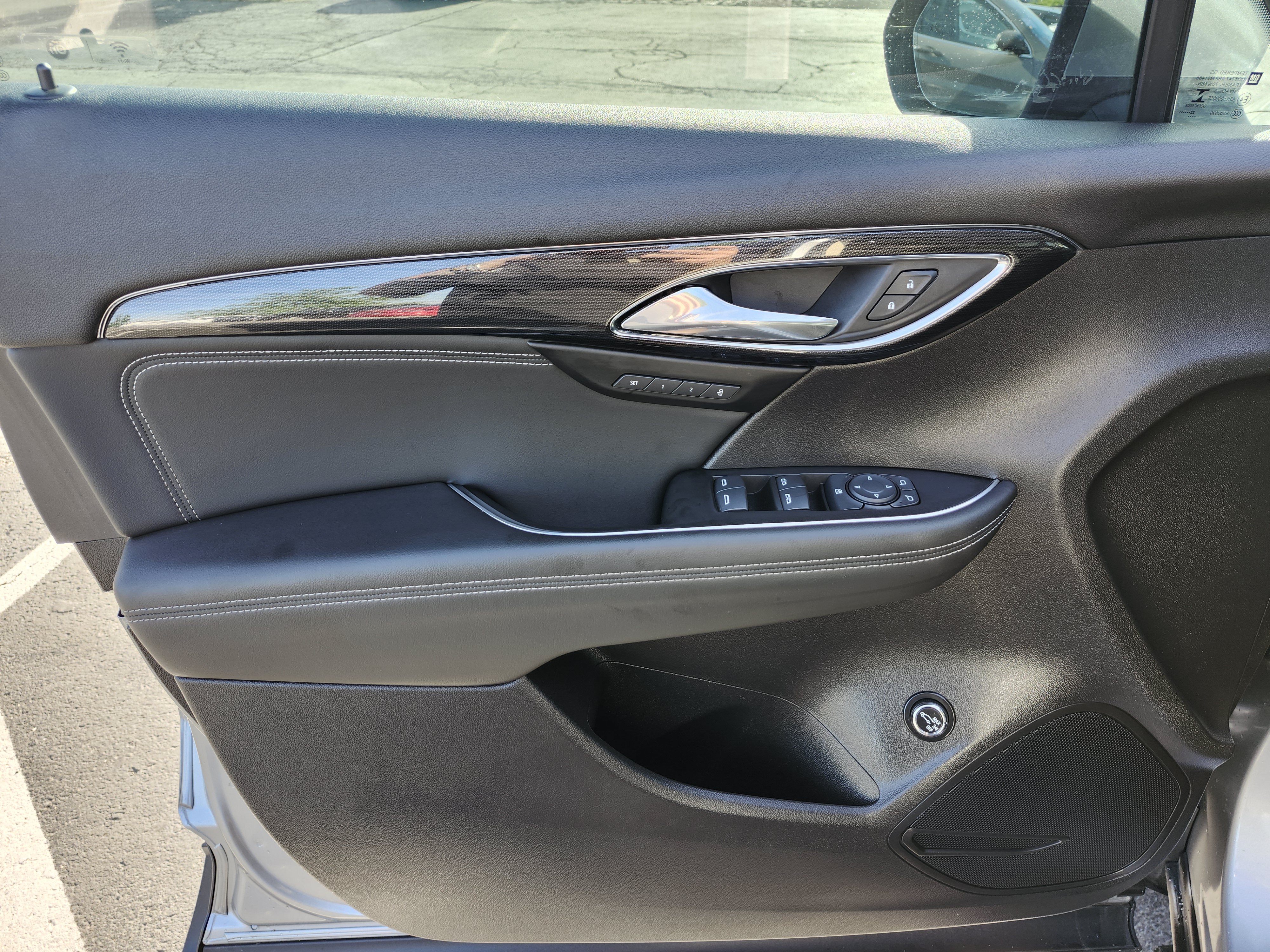 Used 2023 Buick Envision Essence FWD image 26