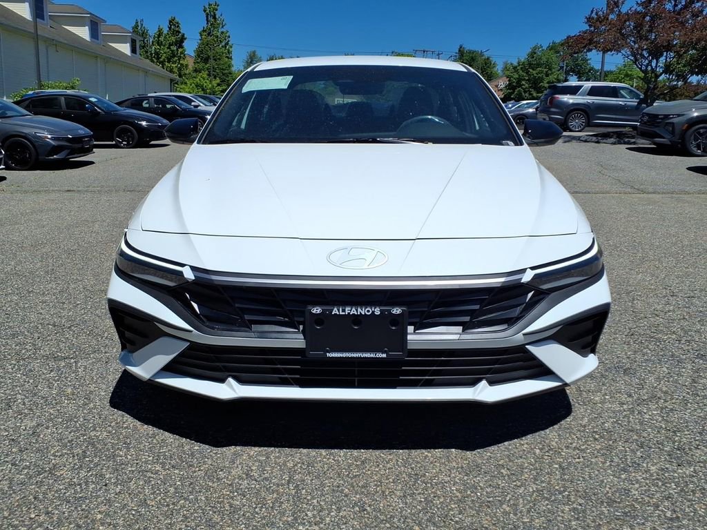 New 2026 Hyundai Elantra Sport FWD image 2