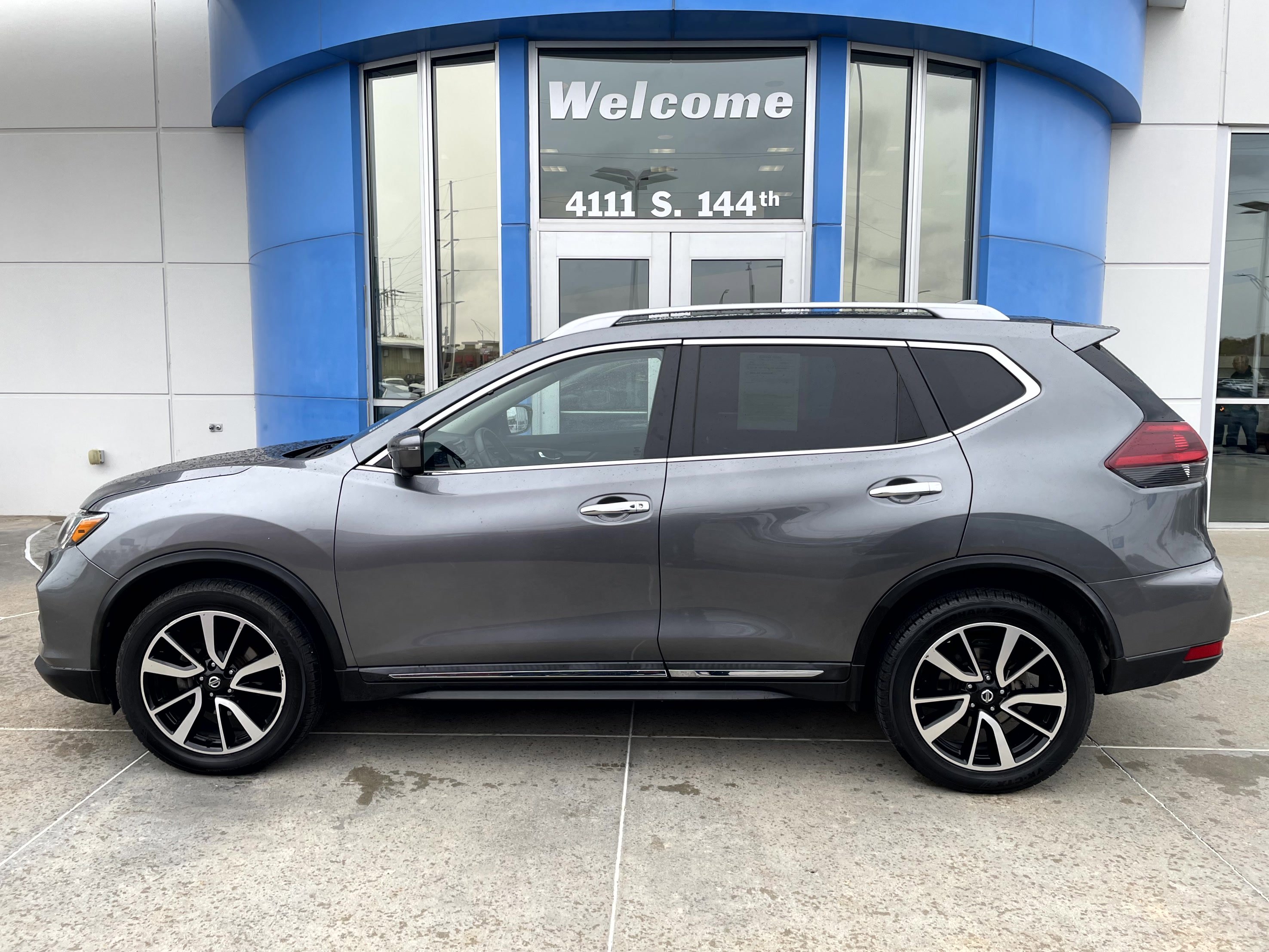 Used 2019 Nissan Rogue SL