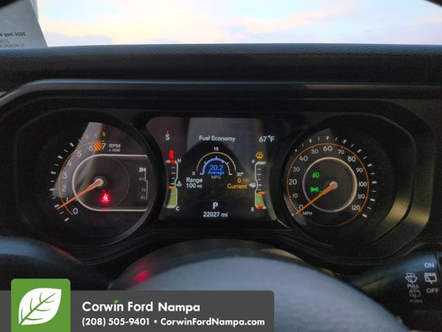Used 2024 Jeep Wrangler Unlimited Sport AWD/4WD image 15