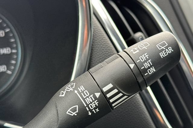 Used 2024 Chevrolet Equinox LT AWD/4WD image 40