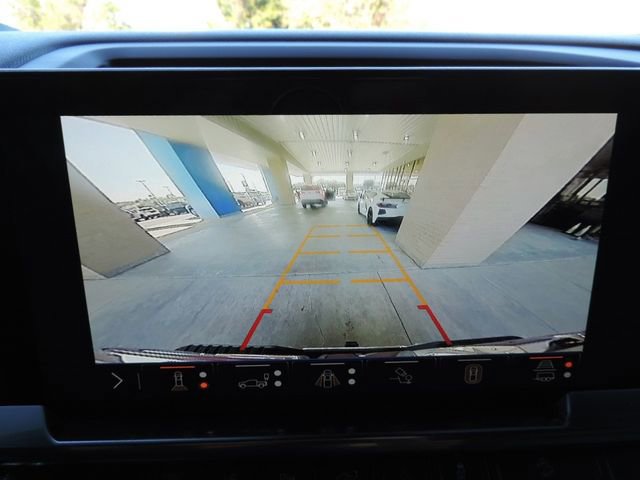 Certified 2024 GMC Sierra 2500 SLT w/ SLT Convenience Package image 33