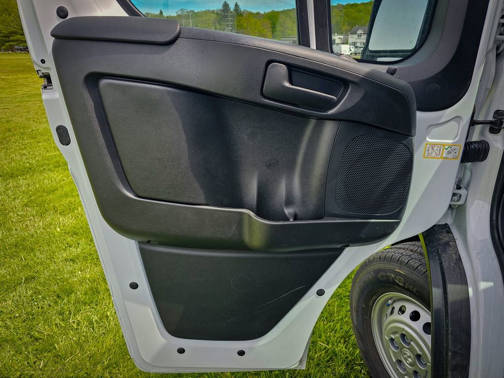 New 2026 RAM ProMaster 2500 w/ Convenience Group FWD image 10