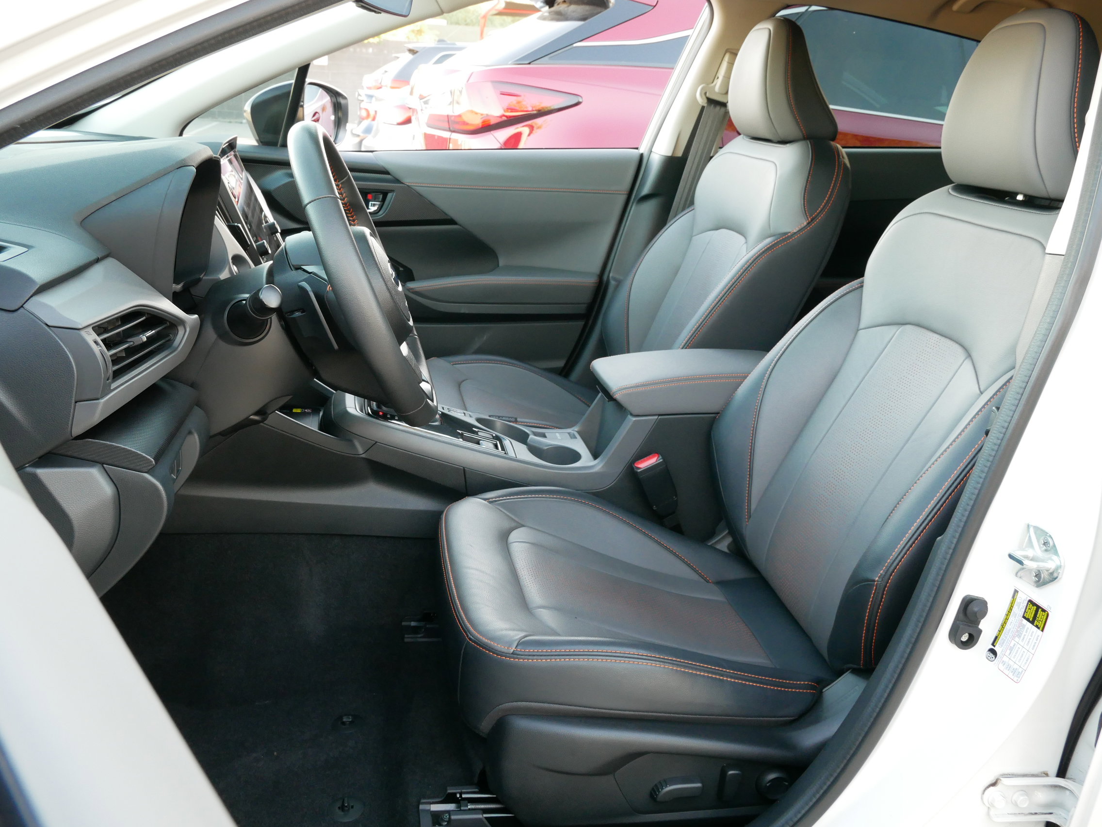 Used 2024 Subaru Crosstrek 2.5i Limited w/ Crosstrek Mirror Package image 2