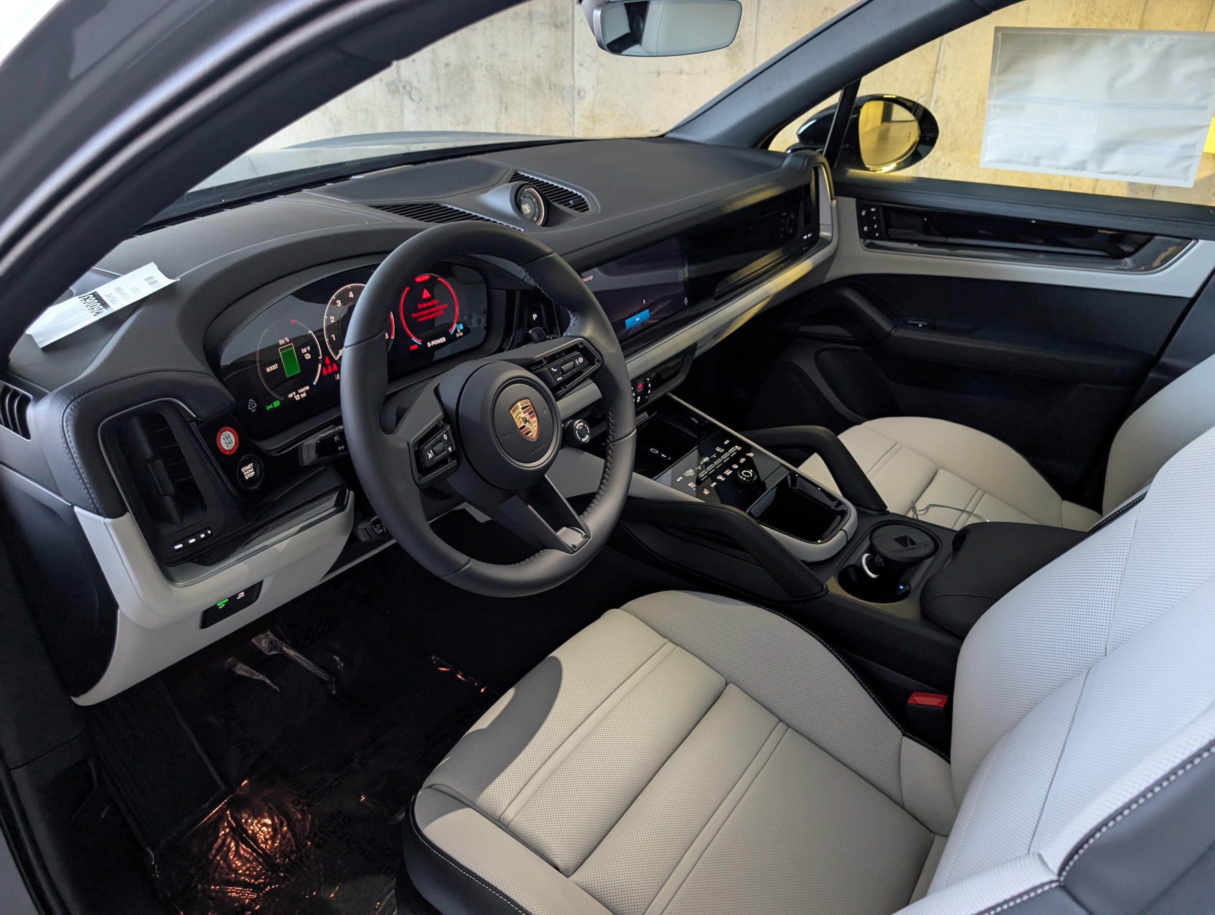 New 2026 Porsche Cayenne E-Hybrid image 4