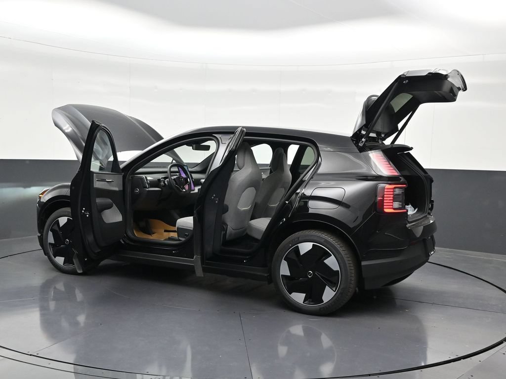 New 2026 Volvo EX30 Ultra w/ Protection Package AWD/4WD image 32