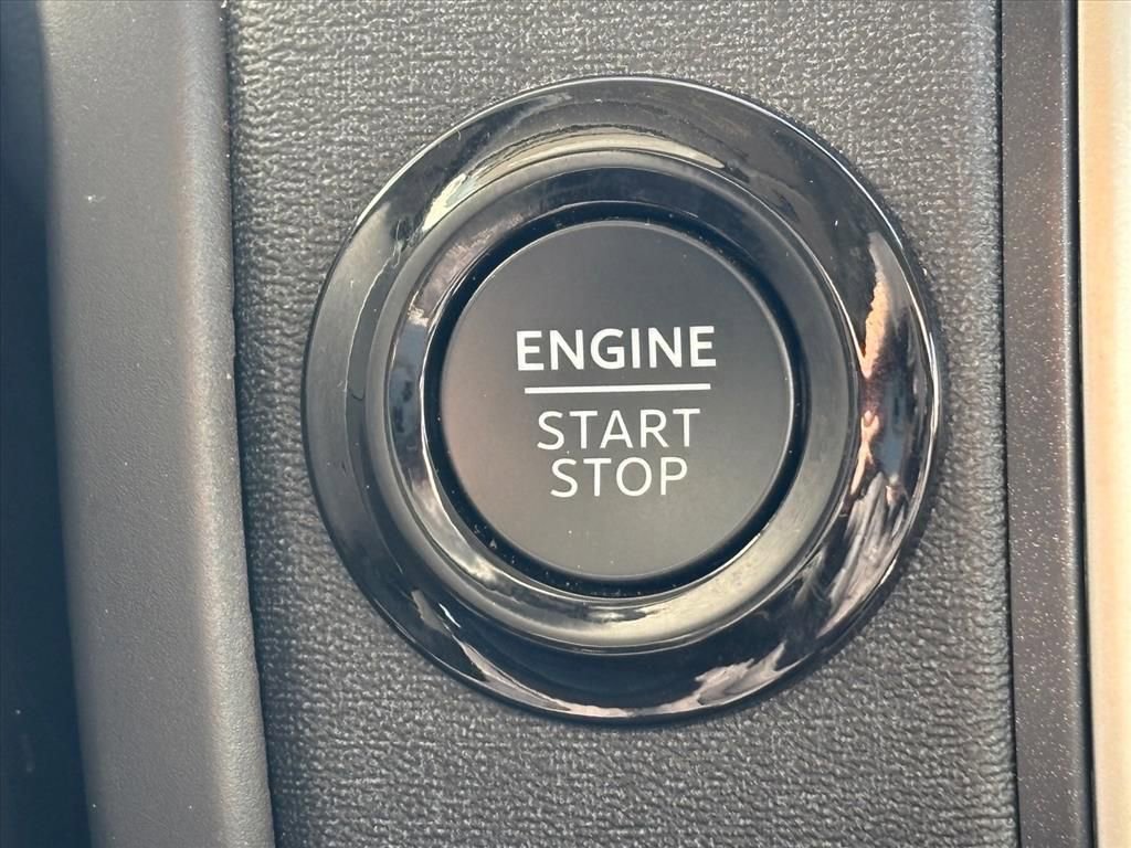 Used 2025 Ford Expedition Max Active image 16