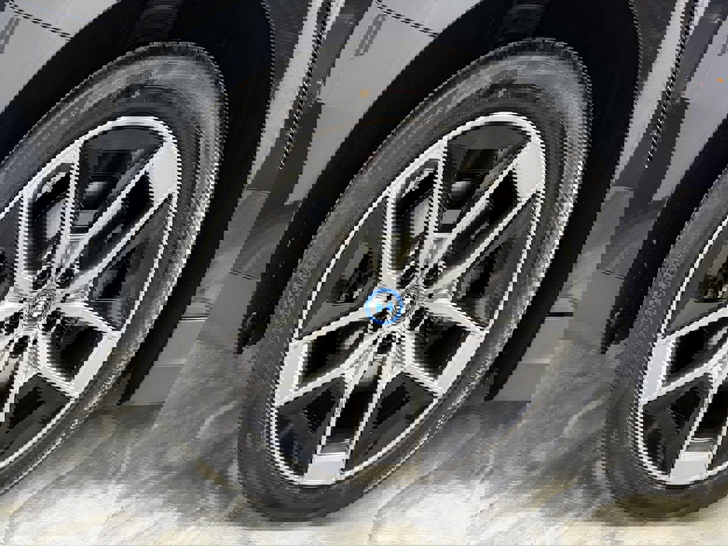 Used 2024 BMW i5 M60 image 29