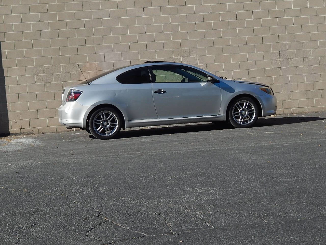 Used 2008 Scion tC image 7