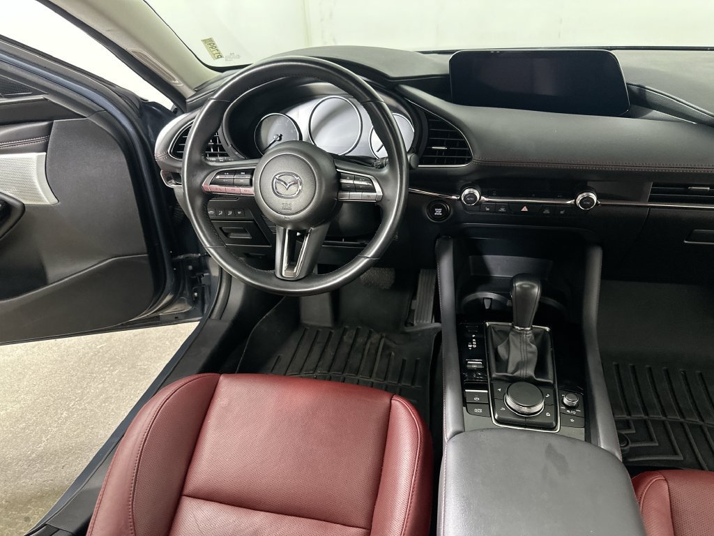Used 2023 MAZDA MAZDA3 s FWD image 19