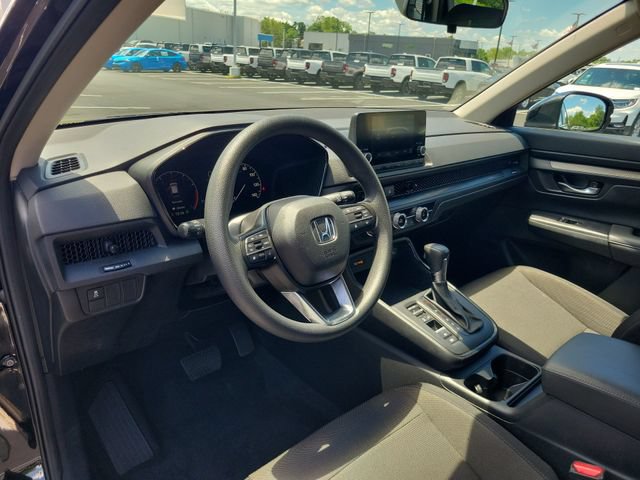 Used 2023 Honda CR-V LX image 18