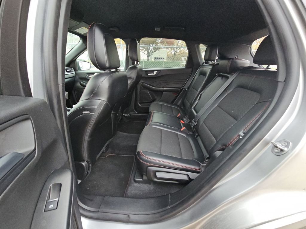 Used 2023 Ford Escape ST-Line w/ Tech Pack #1 image 6