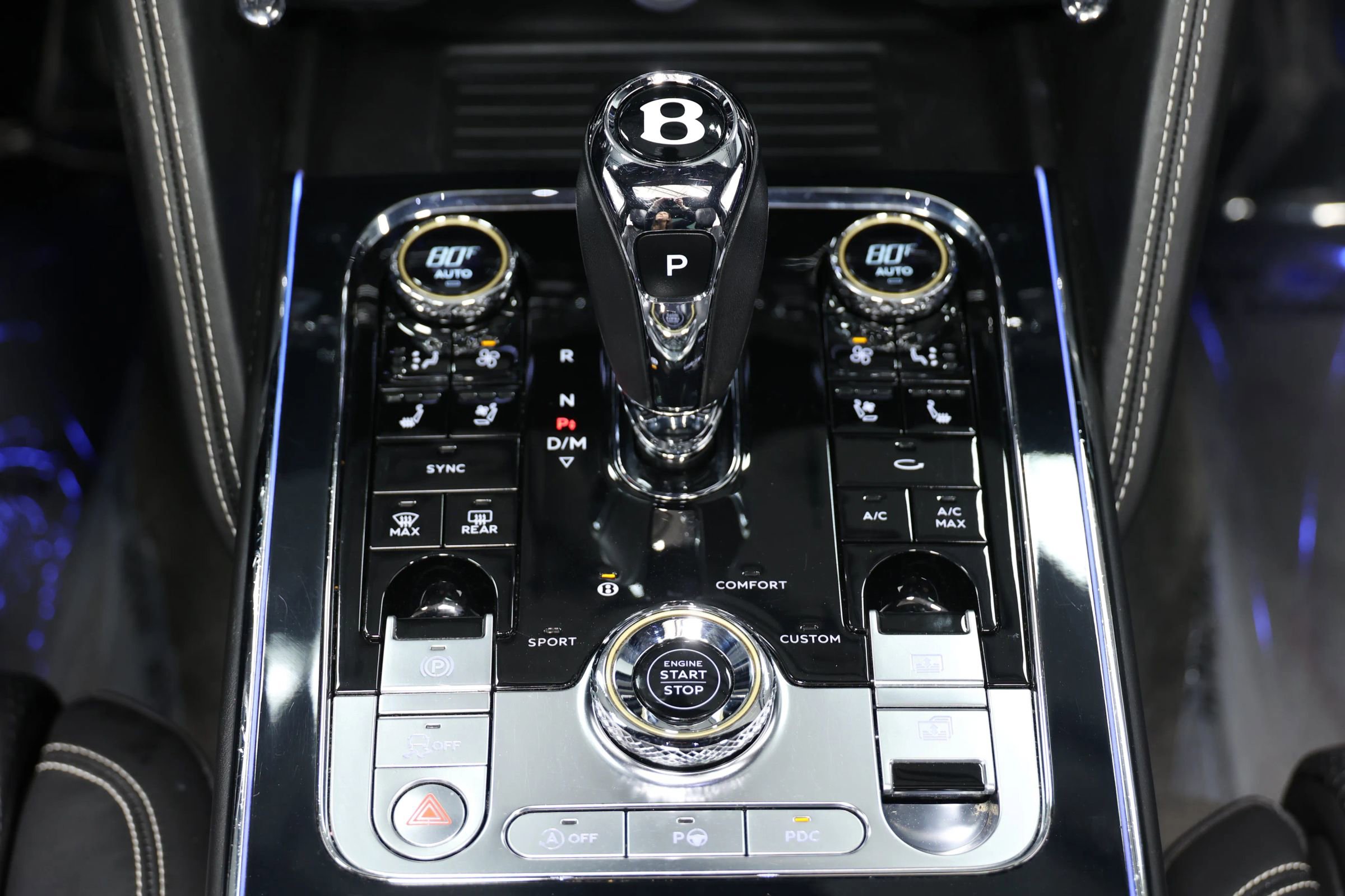 Used 2020 Bentley Flying Spur W12 image 50