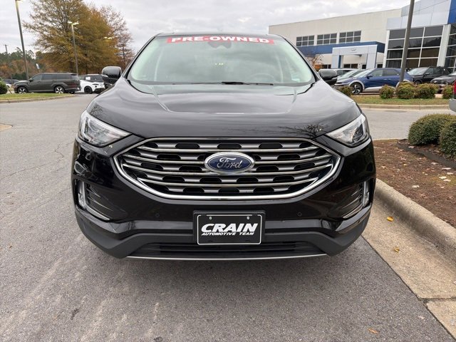 Used 2022 Ford Edge Titanium image 2