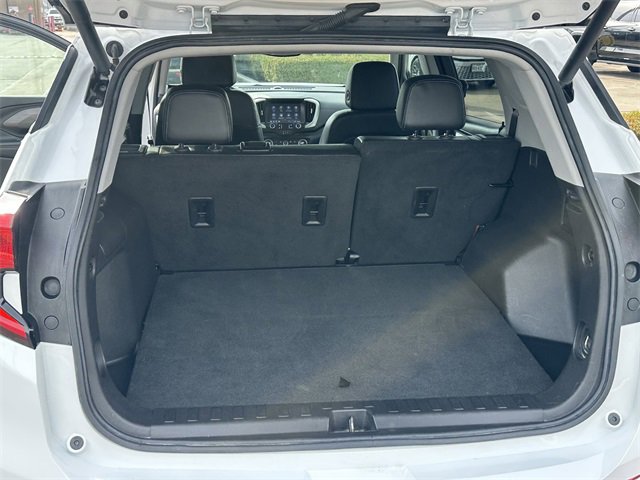 Used 2024 GMC Terrain SLT image 24