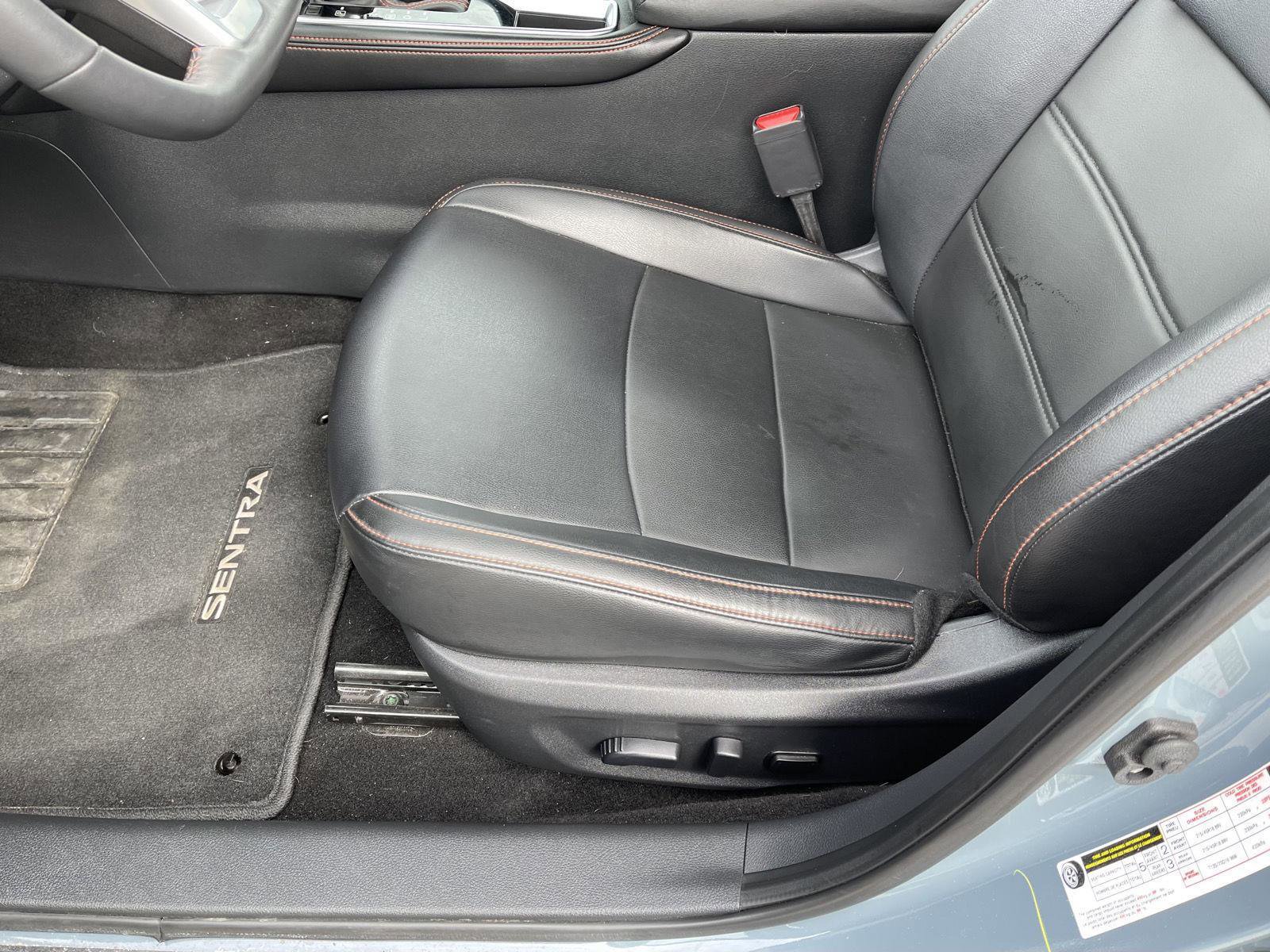 Used 2024 Nissan Sentra SR w/ SR Premium Package image 3
