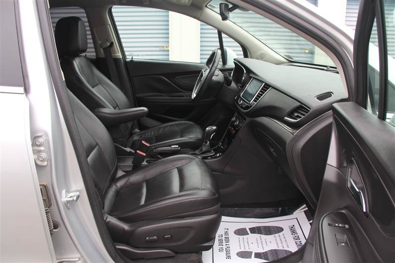 Used 2019 Buick Encore Essence AWD/4WD image 19