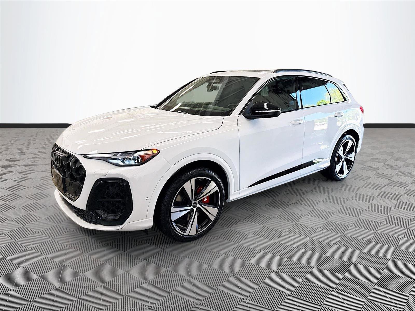 New 2026 Audi SQ5 Premium Plus AWD/4WD image 3