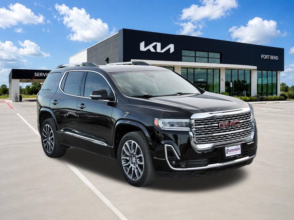 Used 2020 GMC Acadia Denali w/ Technology Package FWD image 3
