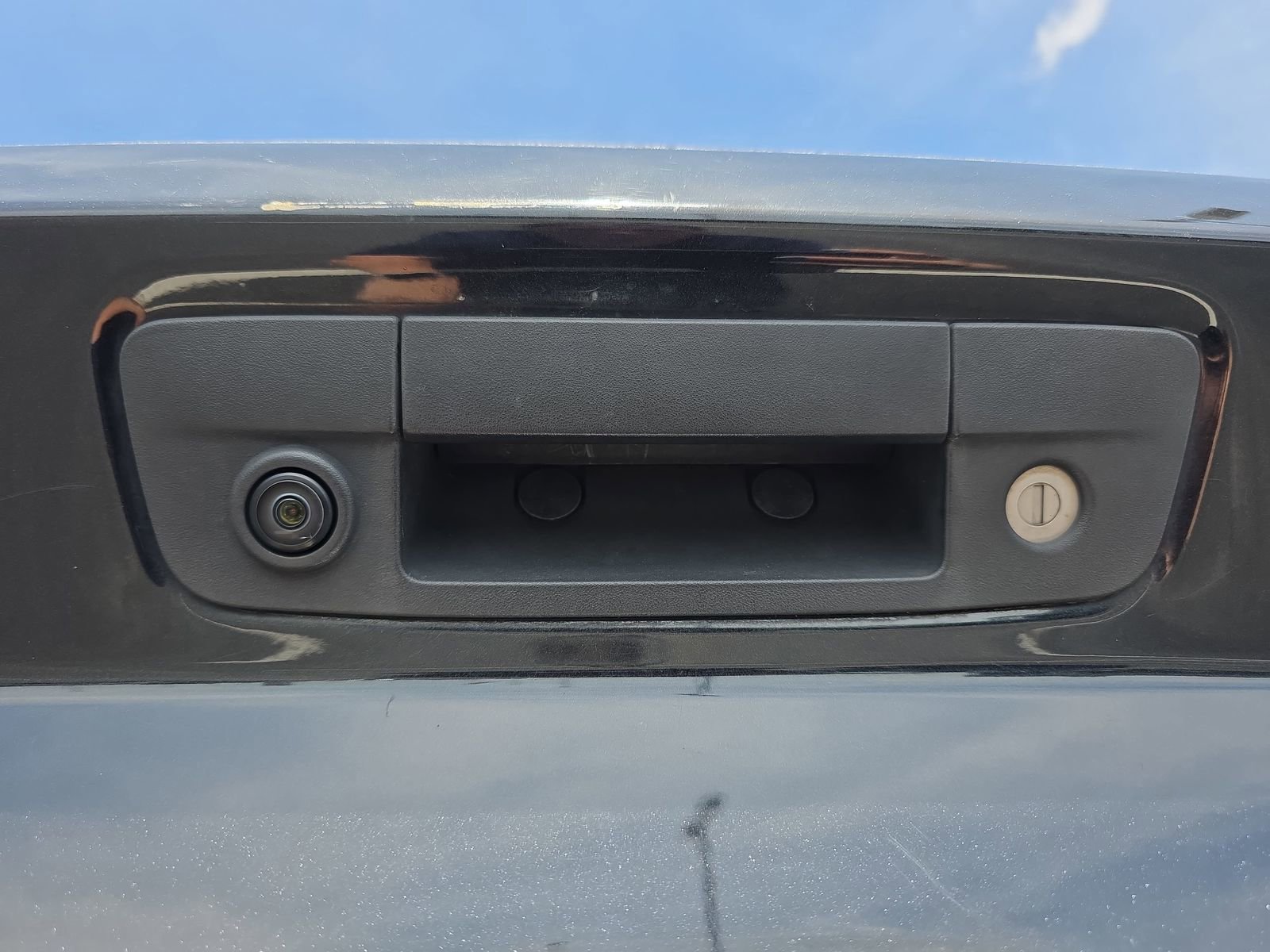 Used 2018 RAM 1500 Laramie w/ Convenience Group image 13