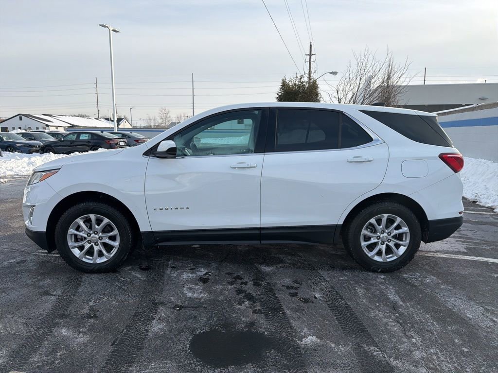 Used 2018 Chevrolet Equinox LT image 2