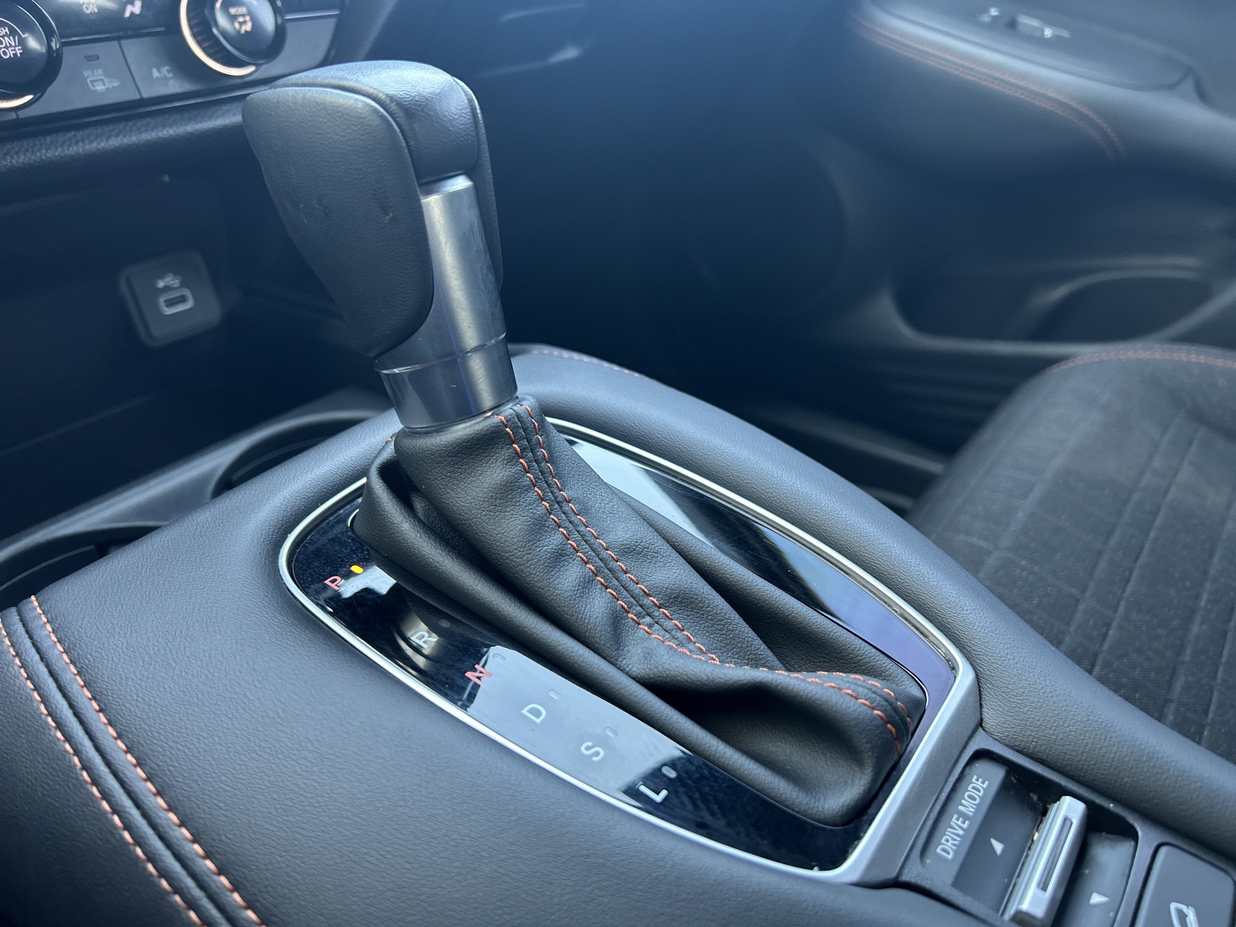 Certified 2025 Honda HR-V Sport image 16