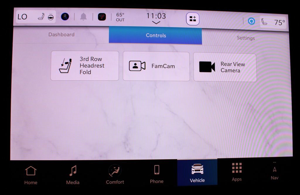 New 2025 Jeep Grand Cherokee L Limited w/ Black Appearance Package image 17