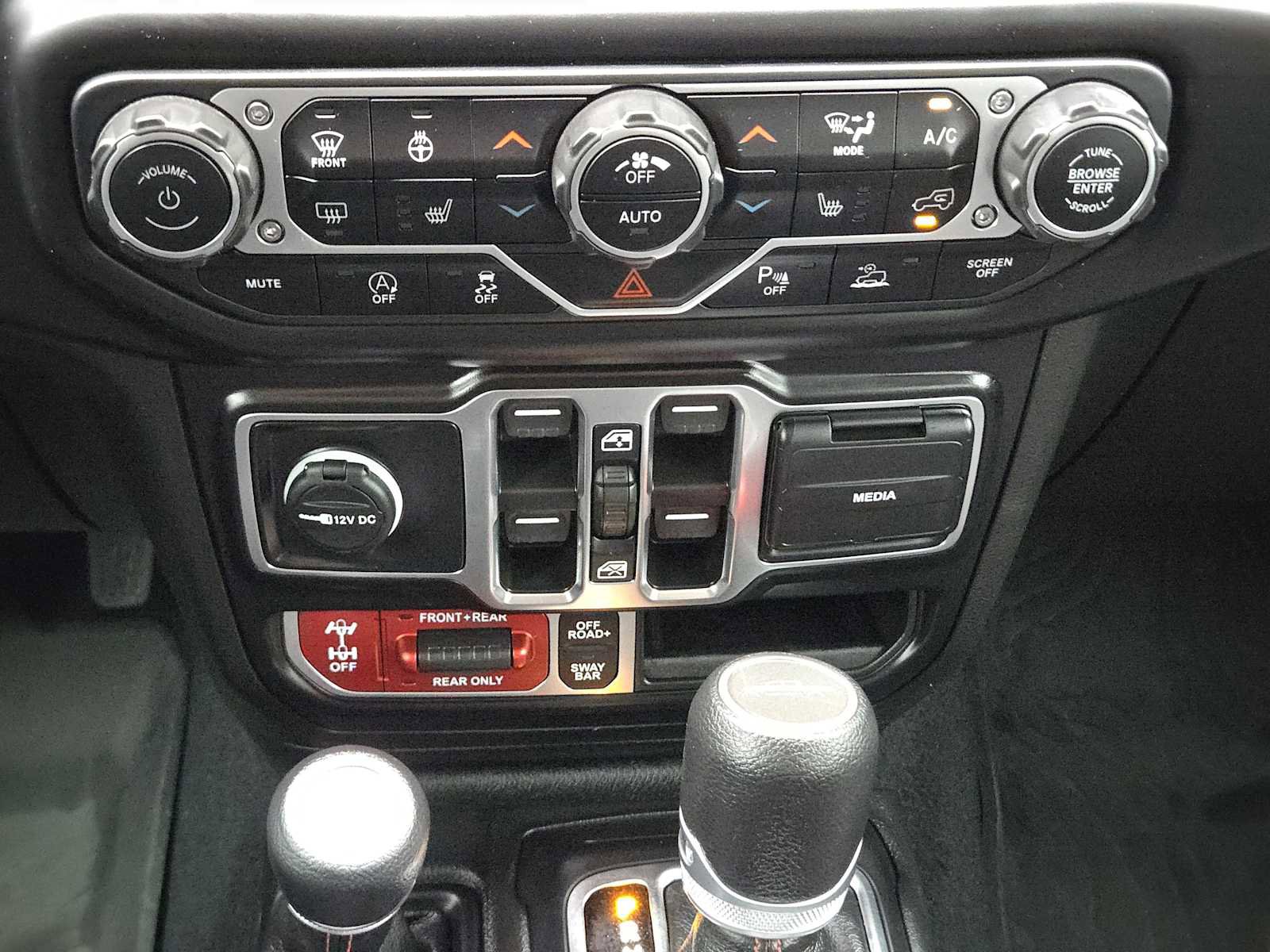 Used 2023 Jeep Gladiator Rubicon w/ LED Lighting Group image 19