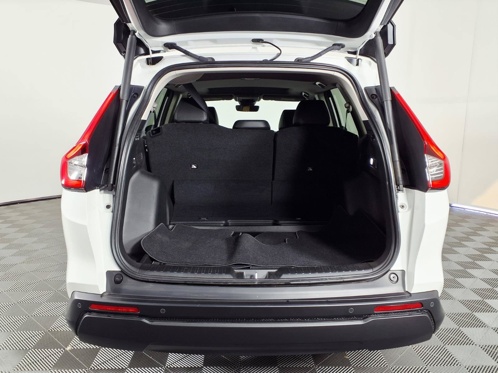 Used 2025 Honda CR-V EX-L image 8