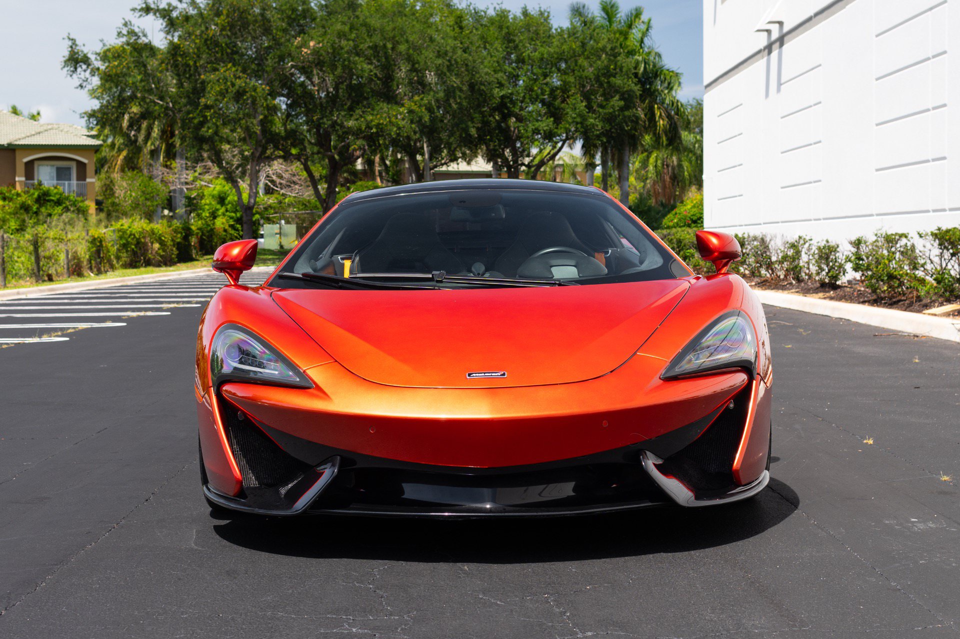 Used 2018 McLaren 570S RWD image 3