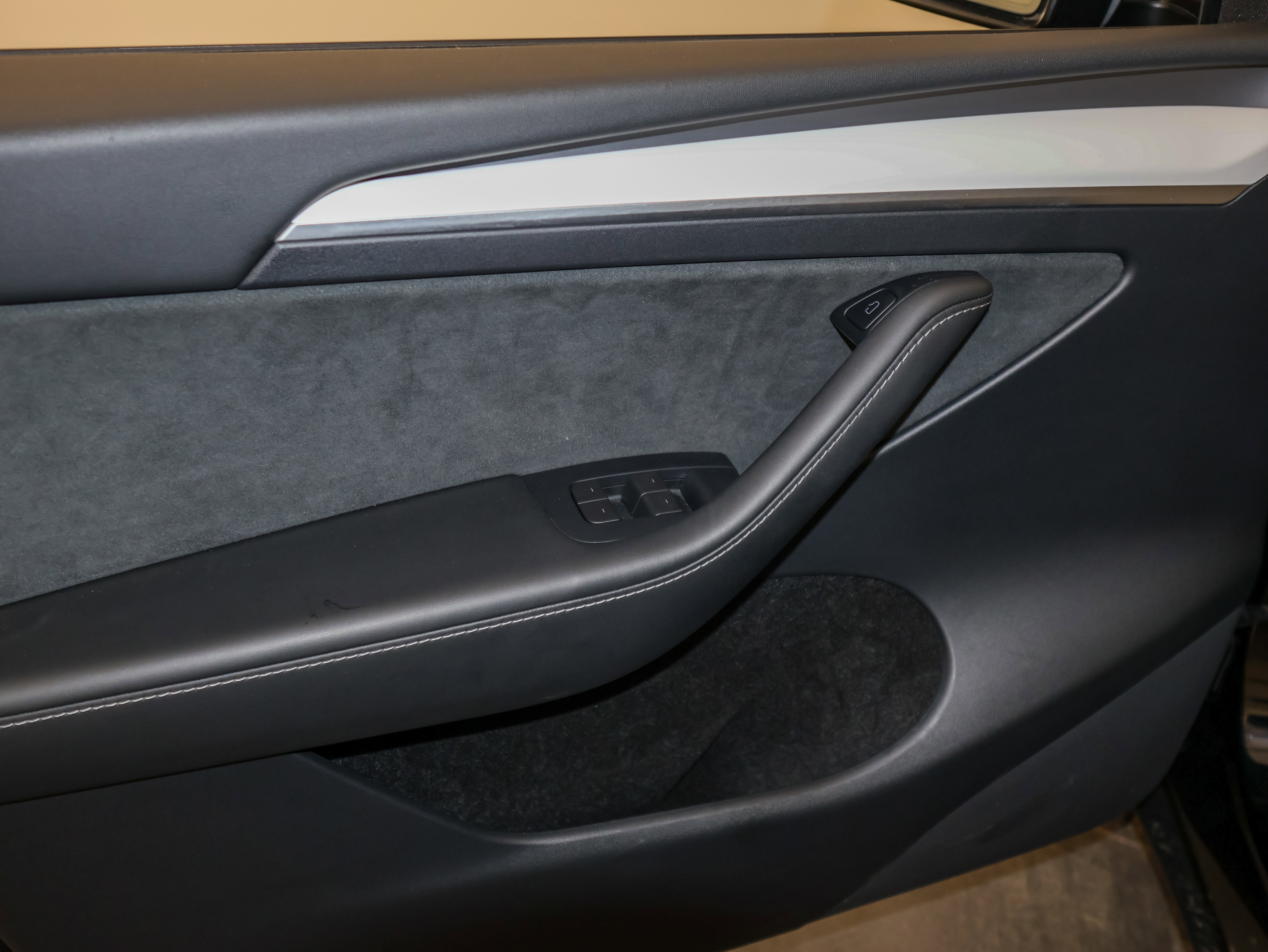 Used 2023 Tesla Model Y Performance AWD/4WD image 19