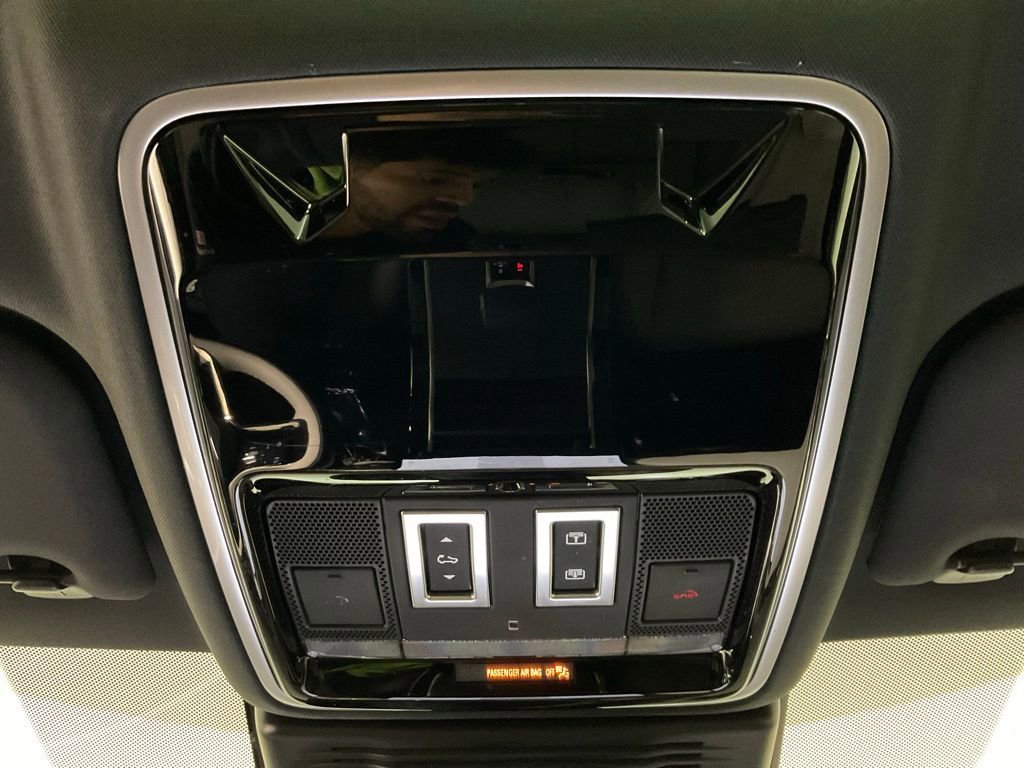 Used 2026 Land Rover Range Rover Velar Dynamic SE image 20