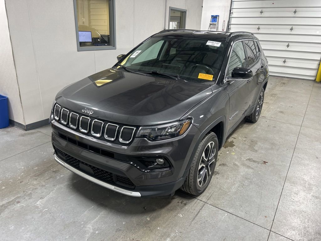 Used 2022 Jeep Compass Limited image 2