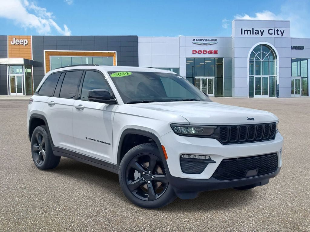 Used 2024 Jeep Grand Cherokee Limited w/ Black Appearance Package AWD/4WD image 1