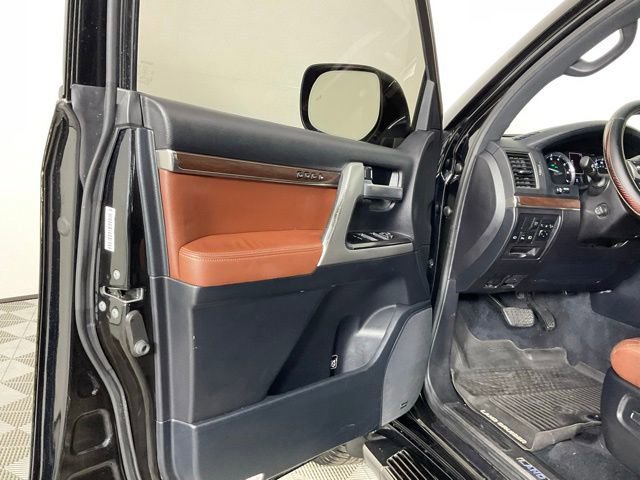 Used 2016 Toyota Land Cruiser w/ Preferred Accessory Package AWD/4WD image 11