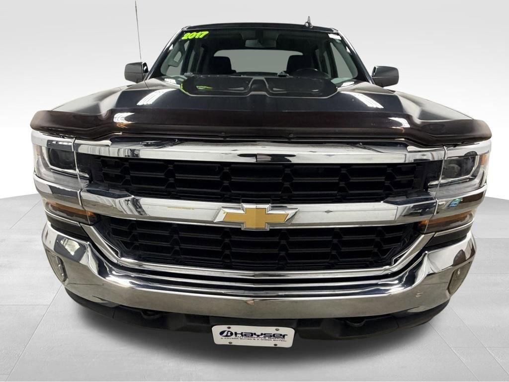 Used 2017 Chevrolet Silverado 1500 LT w/ All Star Edition AWD/4WD image 4