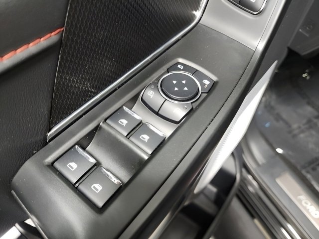 Used 2025 Ford F150 Raptor image 26