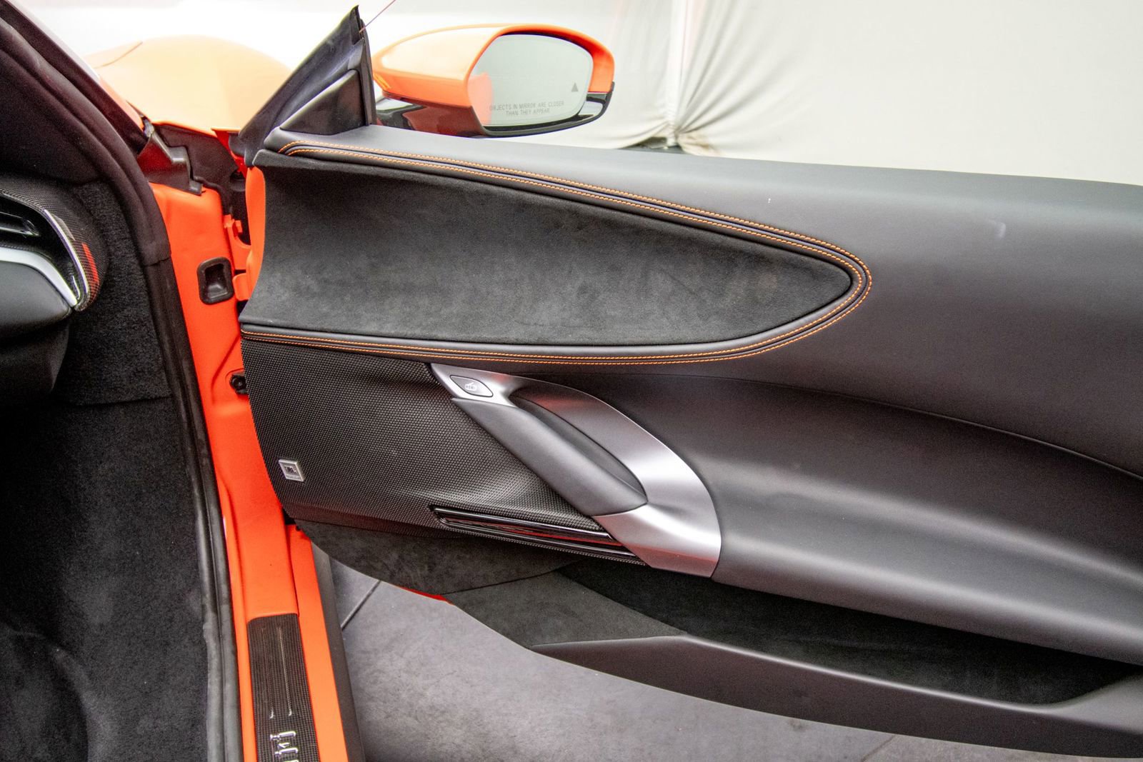 Used 2025 Ferrari SF90 Spider image 48